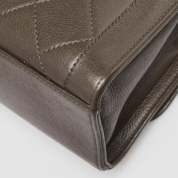 Chanel Khaki Quilted Leather Click Label Large Shoulder Bag - Picture 4 of 12